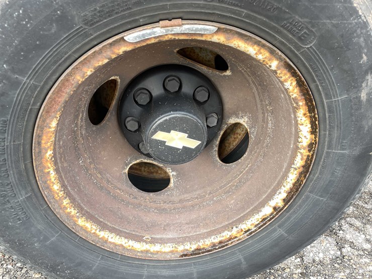 chevrolet-express-3500-image-25