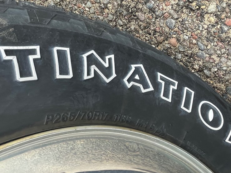 2013-chevrolet-1500-image-70