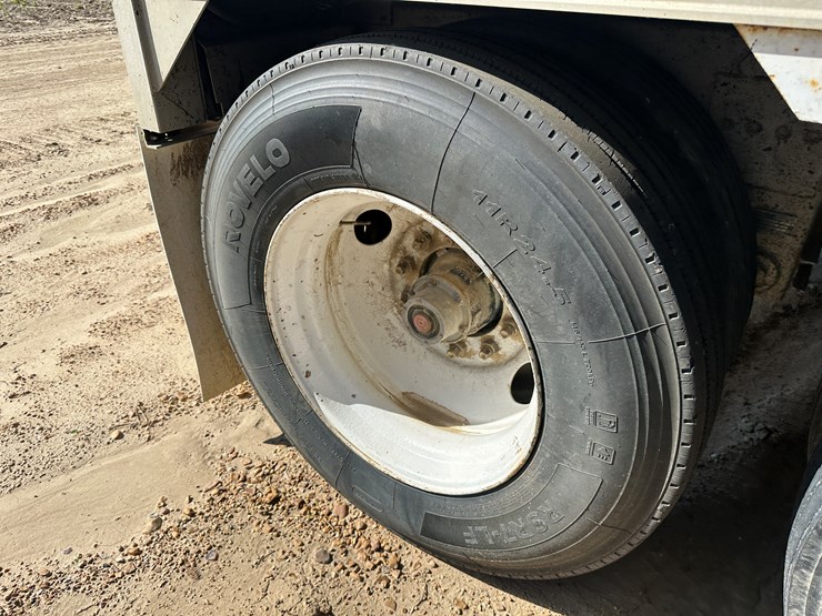 timpte-hopper-bottom-image-8