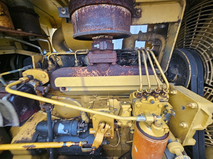 caterpillar-920-image-18