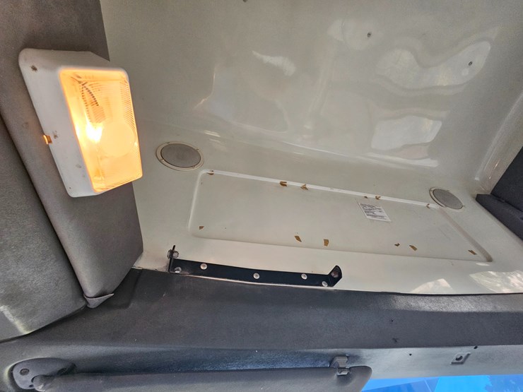 #21244-•-1996-ford-econoline-shuttle-bus-(non-runner)-image-28