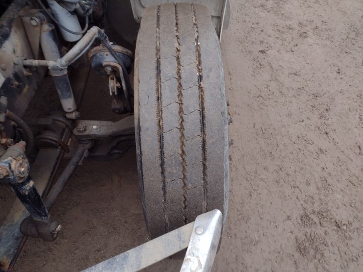 peterbilt-337-image-24