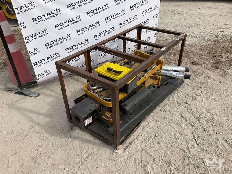 hammer-/-concrete-breaker-for-mini-skid-steer-attachment-image-1