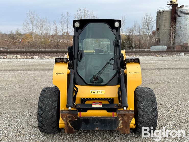 gehl-v420-image-2