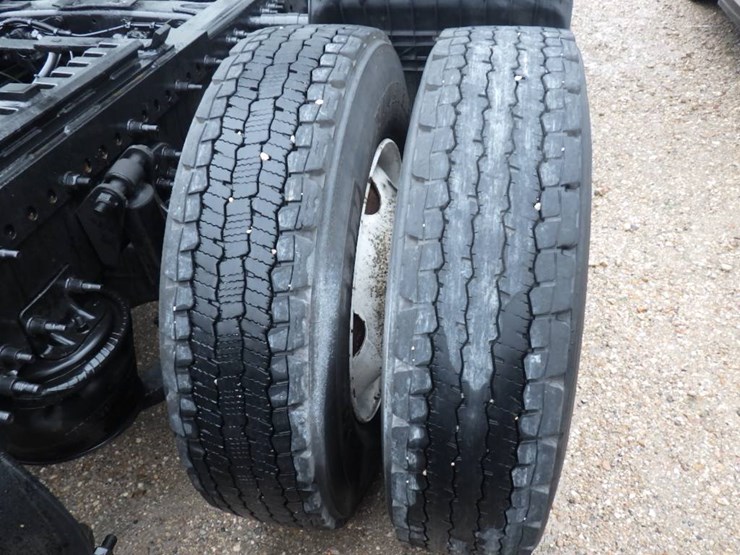 freightliner-cascadia-125-image-5