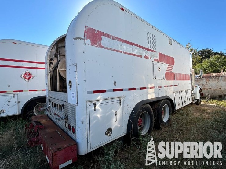 kenworth-t300-image-2