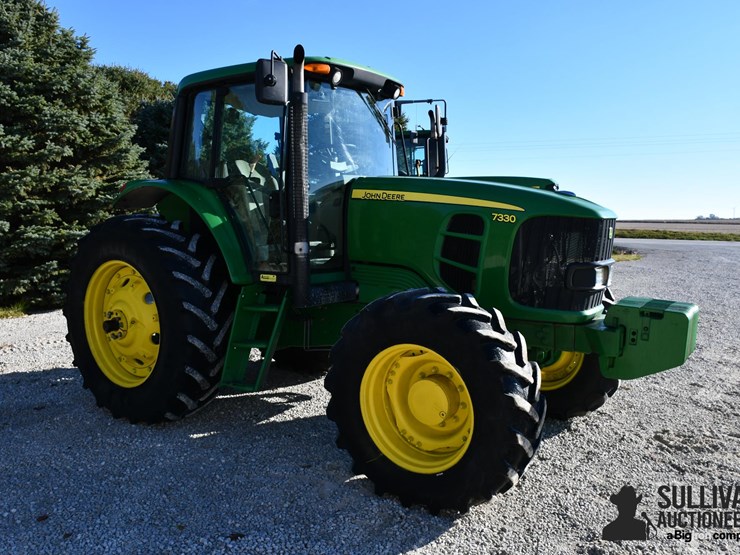 john-deere-7330-image-3