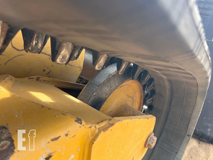 caterpillar-259b3-image-15