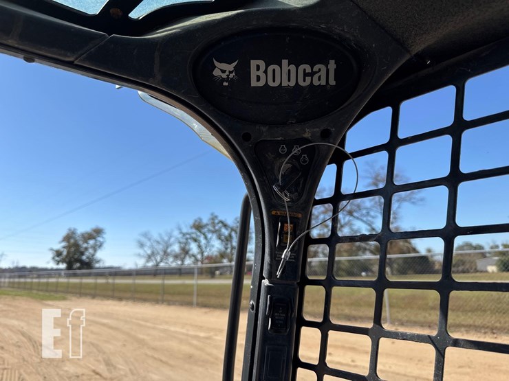2019-bobcat-t590-image-30