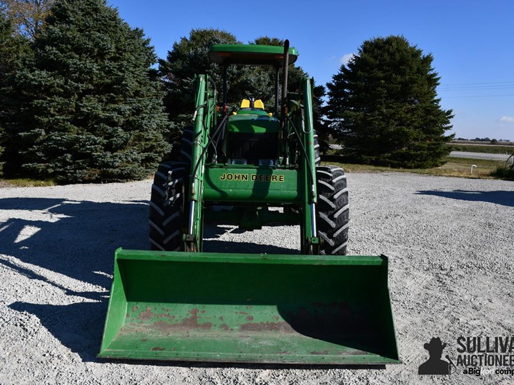 john-deere-7400-image-2