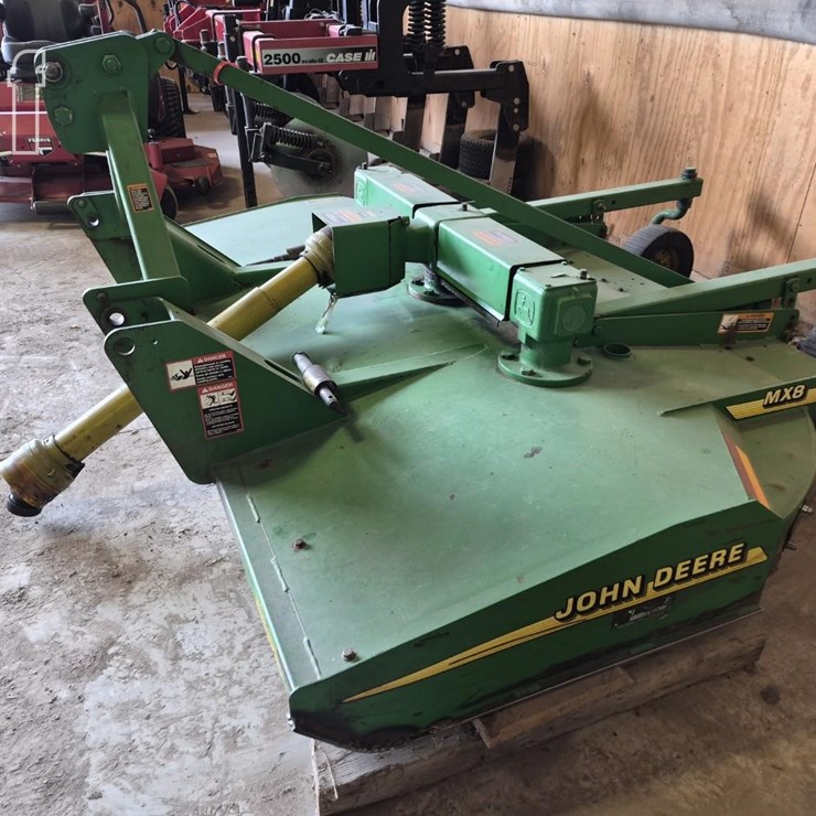 2002 JOHN DEERE MX8