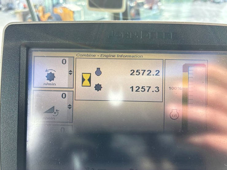 john-deere-s670-image-108