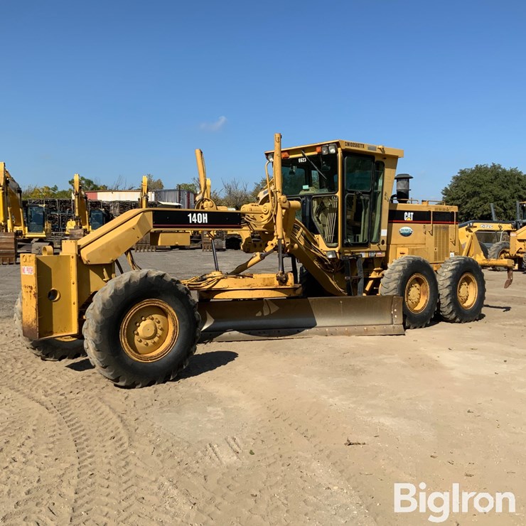 CATERPILLAR 140H VHP