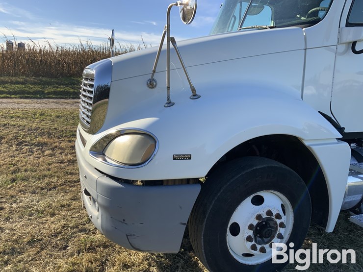 2004-freightliner-columbia-t/a-truck-trailer-image-20