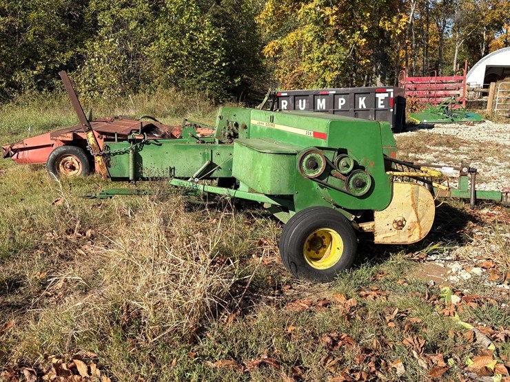 john-deere-336-image-2