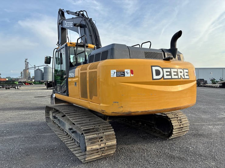 #121026-•-2021-jd-250g-lc-#1ff250gxklf611660-image-7