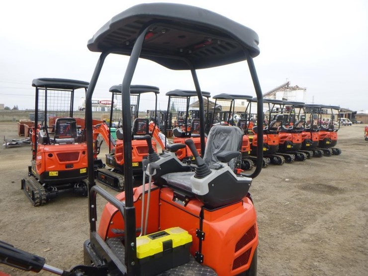 2025-tpm-16-hydraulic-excavator-image-18