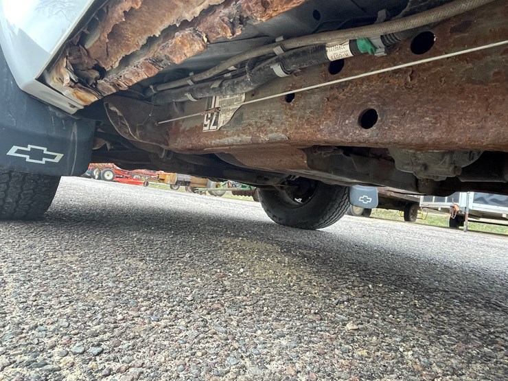 2013-chevrolet-1500-image-37