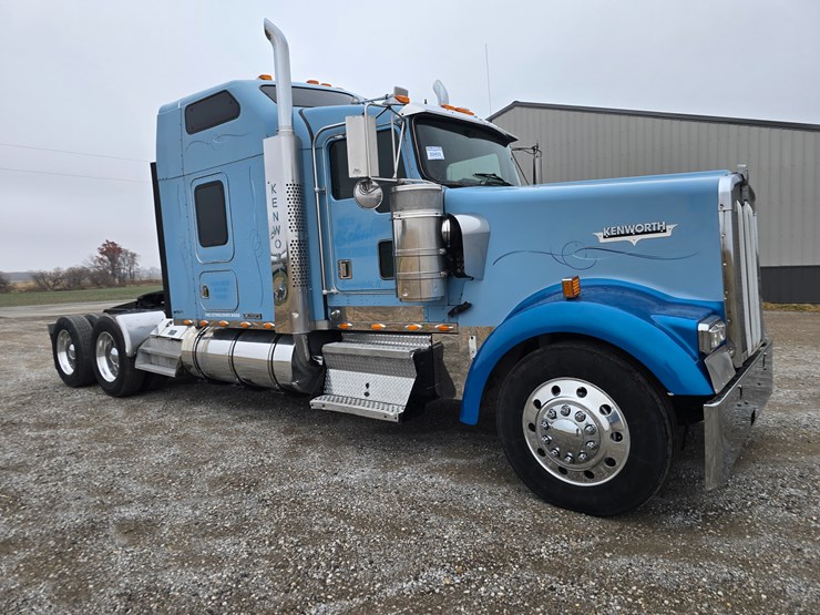1999-kenworth-w900l-image-43