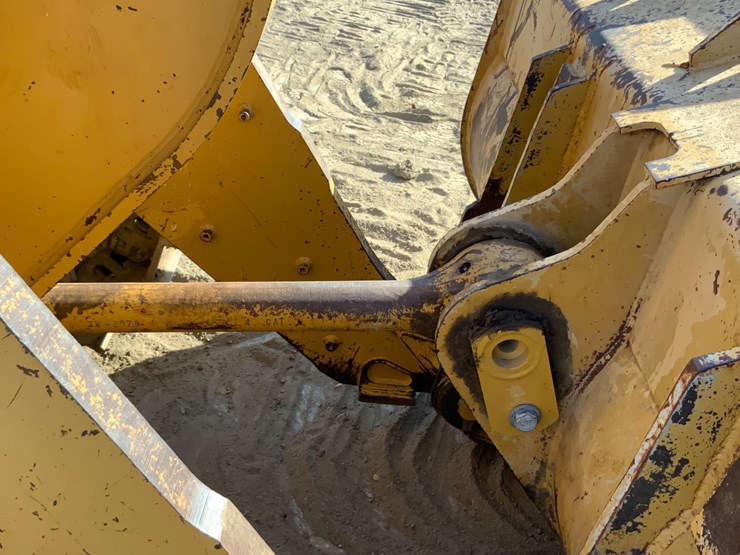 caterpillar-963c-image-20