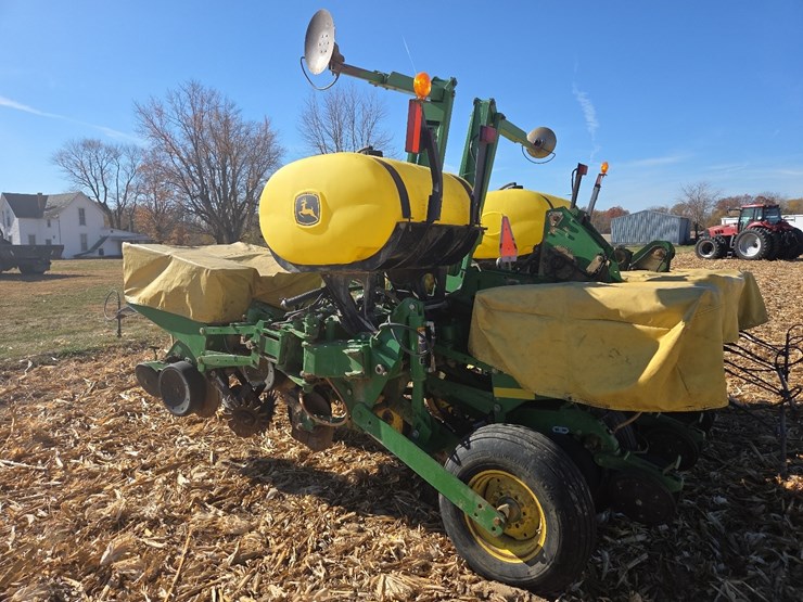 john-deere-1760nt-image-17