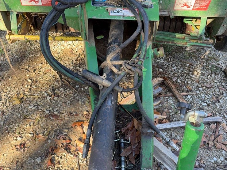 john-deere-535-image-22