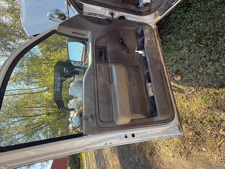 2010-ford-f150-image-30