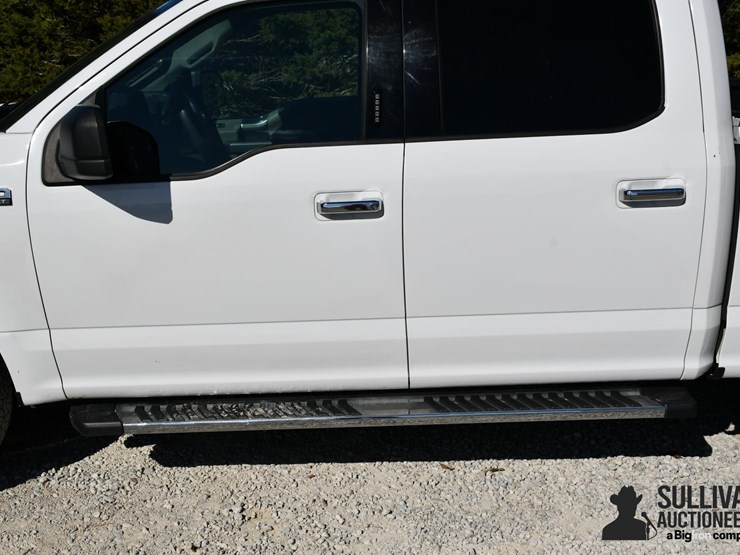 ford-f150-xlt-image-12