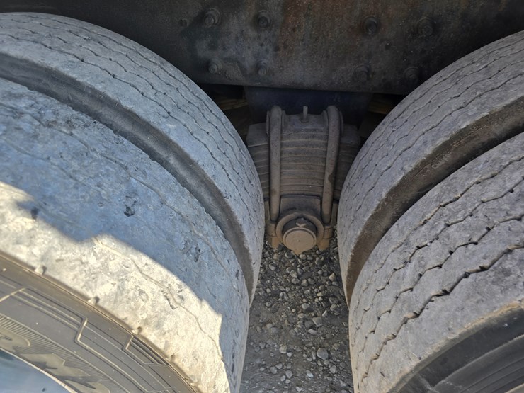 2007-mack-le613-image-92