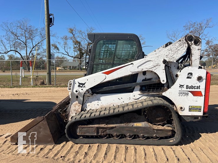2023-bobcat-t770-image-1