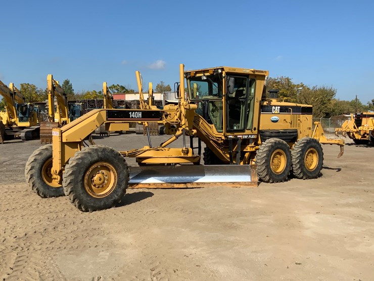 caterpillar-140h-vhp-plus-image-1