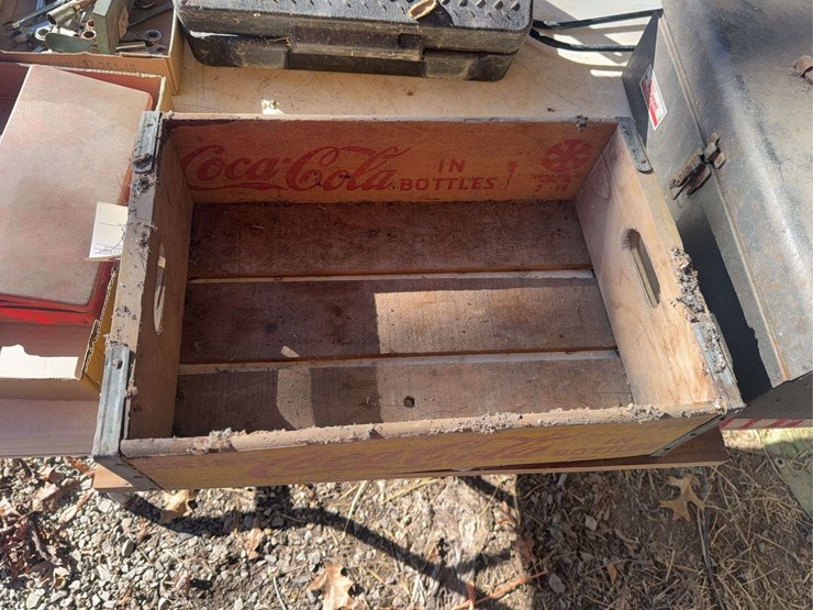 coca-cola-wooden-crate-image-3