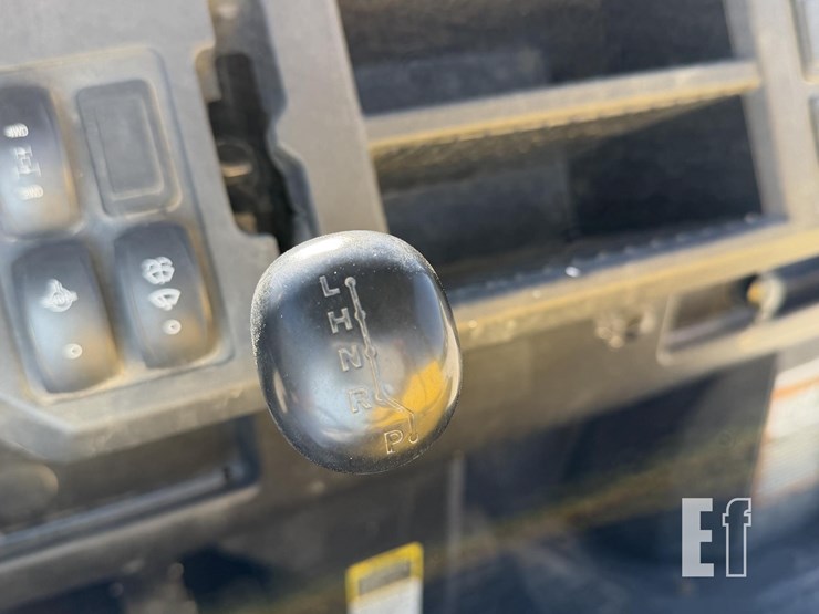 john-deere-gator-xuv-835m-image-26