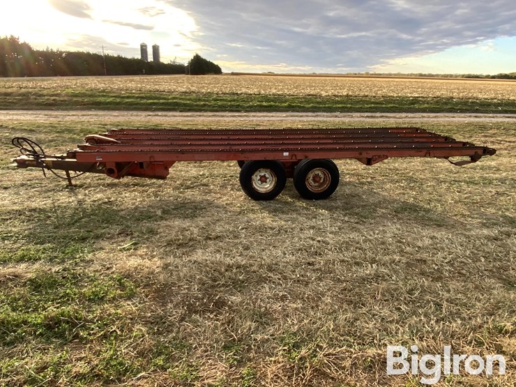 hesston-60a-stack-mover-image-8