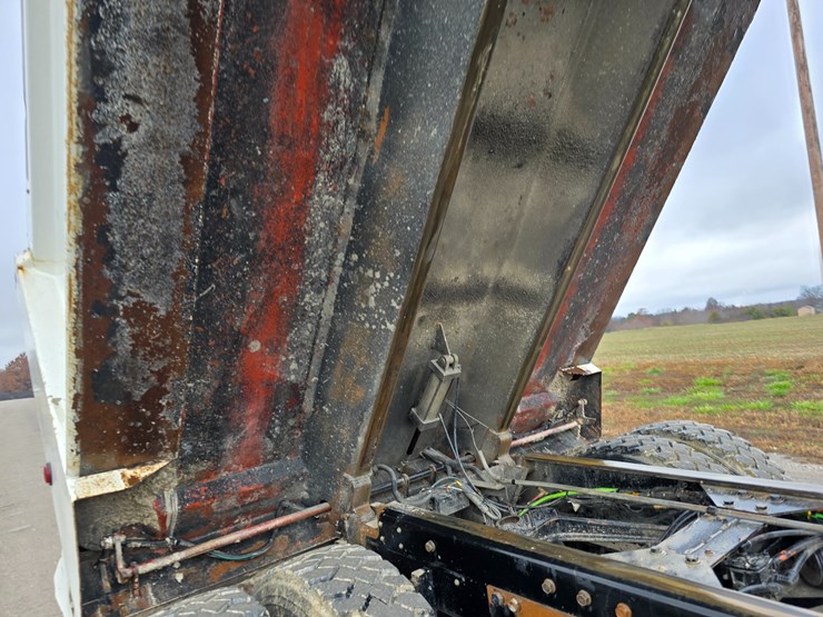 peterbilt-367-image-82