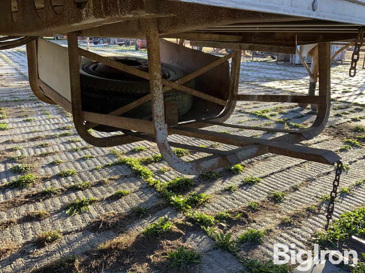 1960-timpte-t/a-nurse-tank-van-trailer-image-20