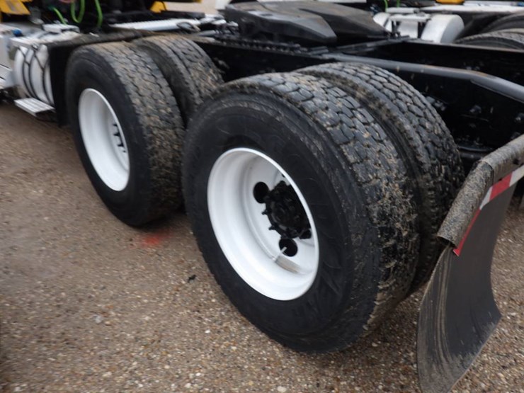 2019-international-lt-image-14