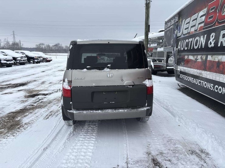 2004-honda-element-image-4