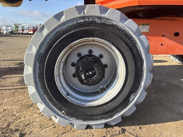 2015-jlg-450aj-image-23