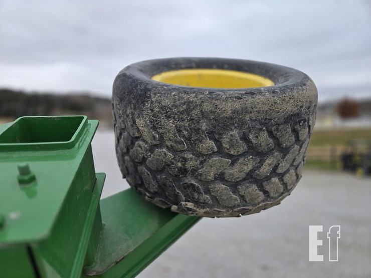 john-deere-1990ccs-image-30