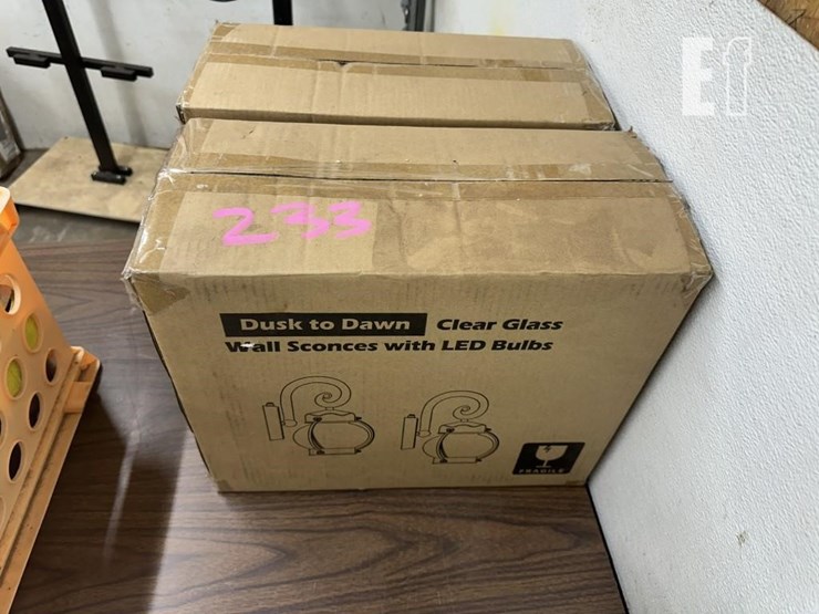 outdoor-lighting-fixtures-image-2