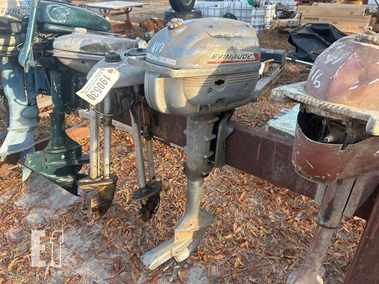 vintage-evinrude-outboard-motor-image-1