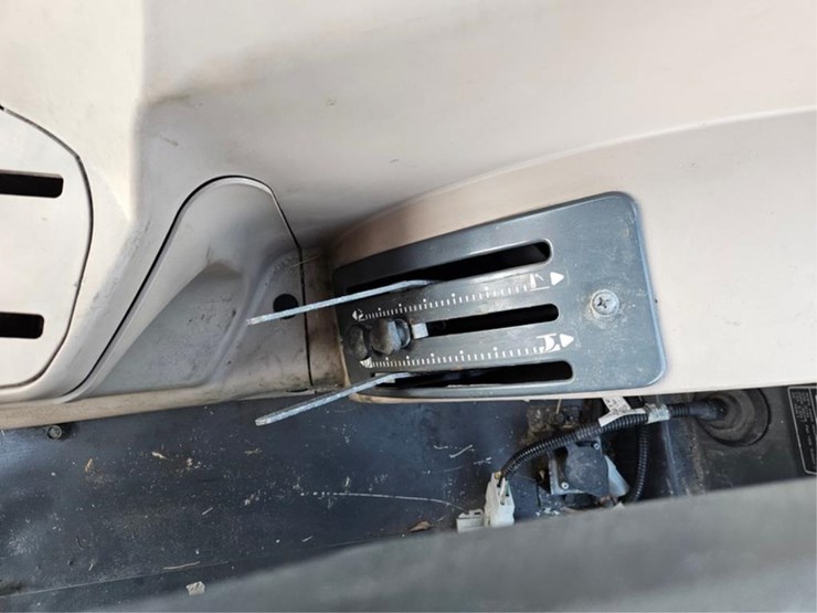 kubota-m7040-image-31