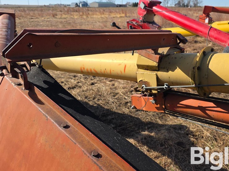 westfiels-mk-100-61-auger-w/swing-hopper-image-17