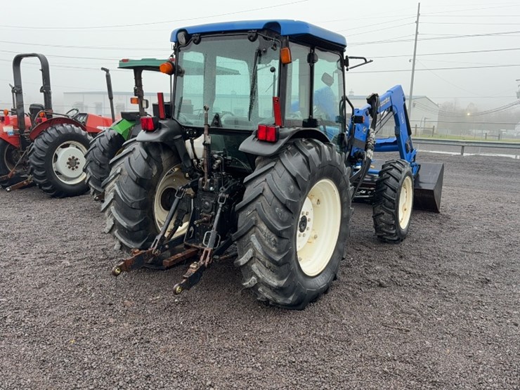 new-holland-tn75sa-image-8