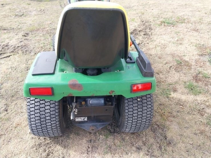 john-deere-240-image-4