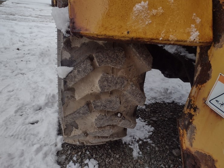 caterpillar-it24f-image-24