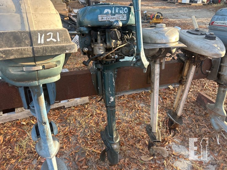 vintage-evinrude-outboard-motor-image-1