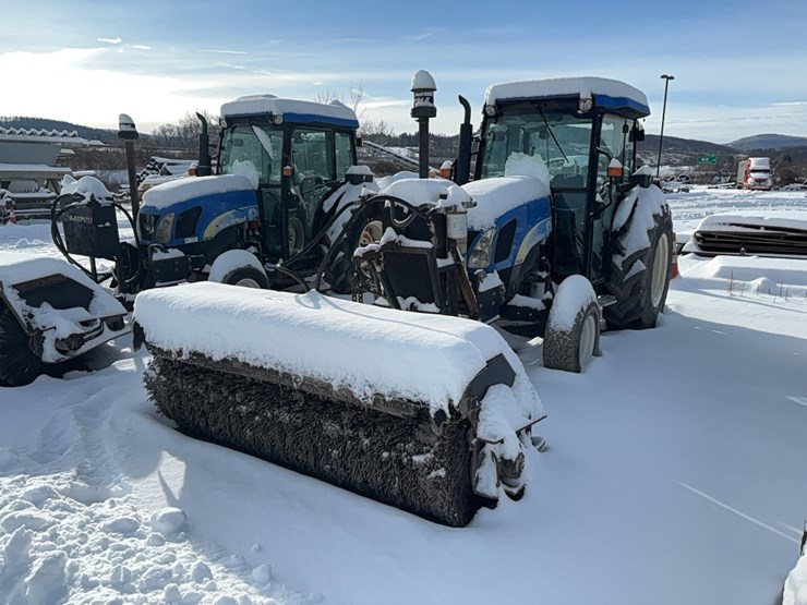 new-holland-t4030-image-1