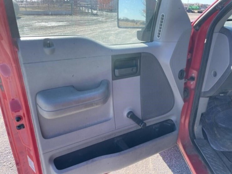 ford-f150-xl-image-19